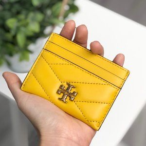 KIRA CHEVRON CARD CASE 56815